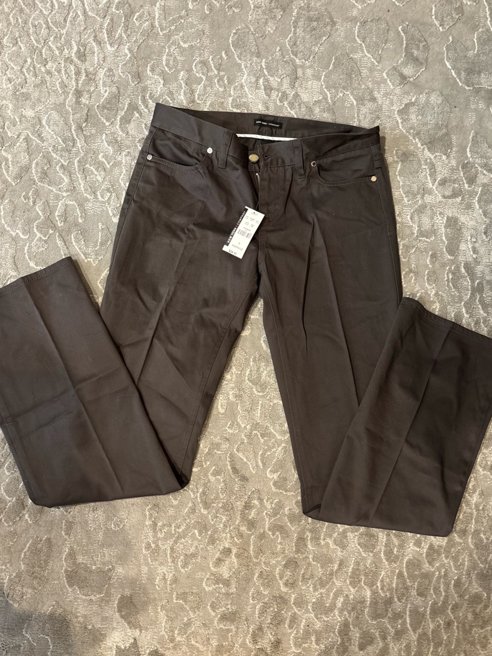 NWT ✨ New York & Company Brown Straight-Leg Women’s Jeans size 6